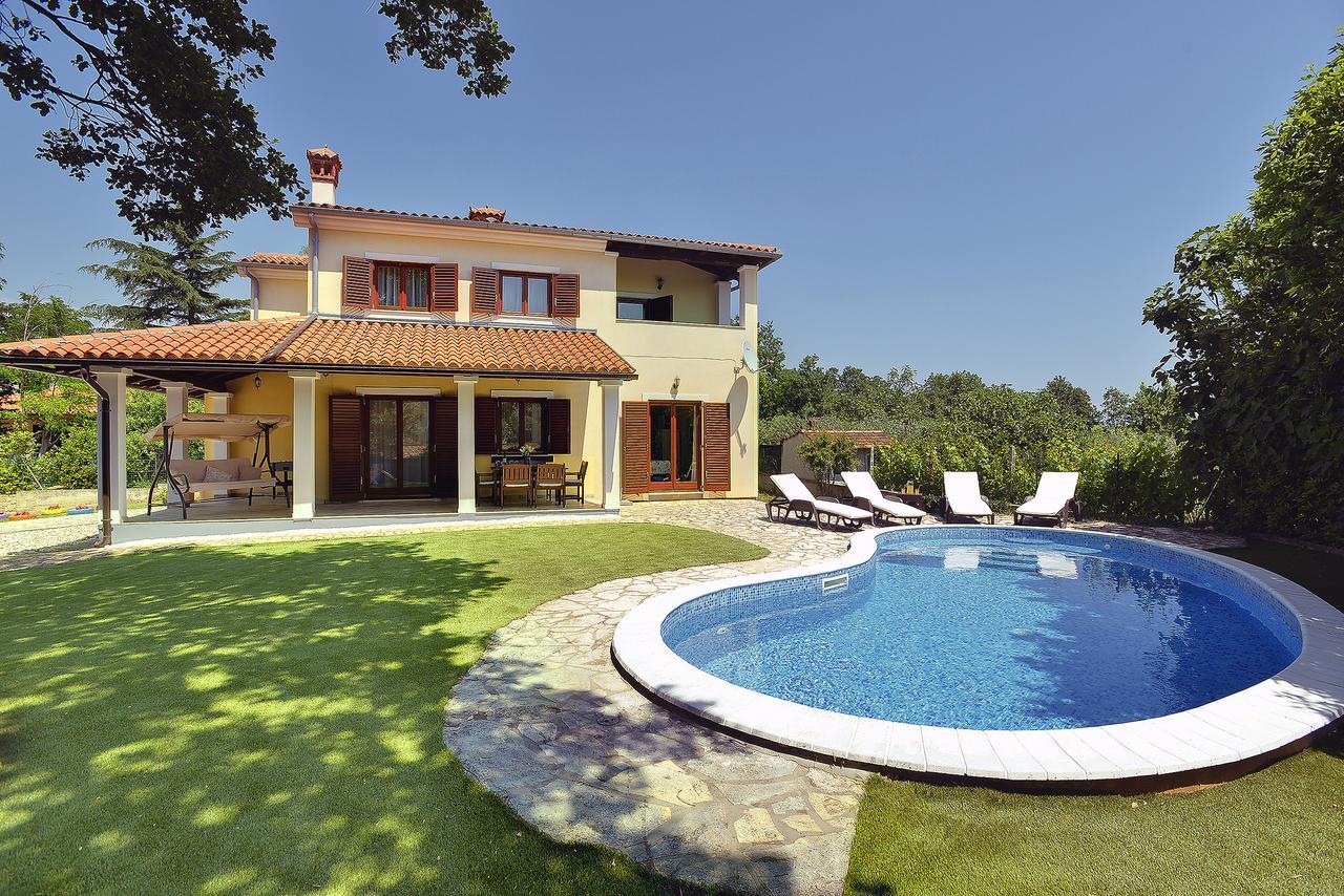 Villa Nina Медулин Экстерьер фото